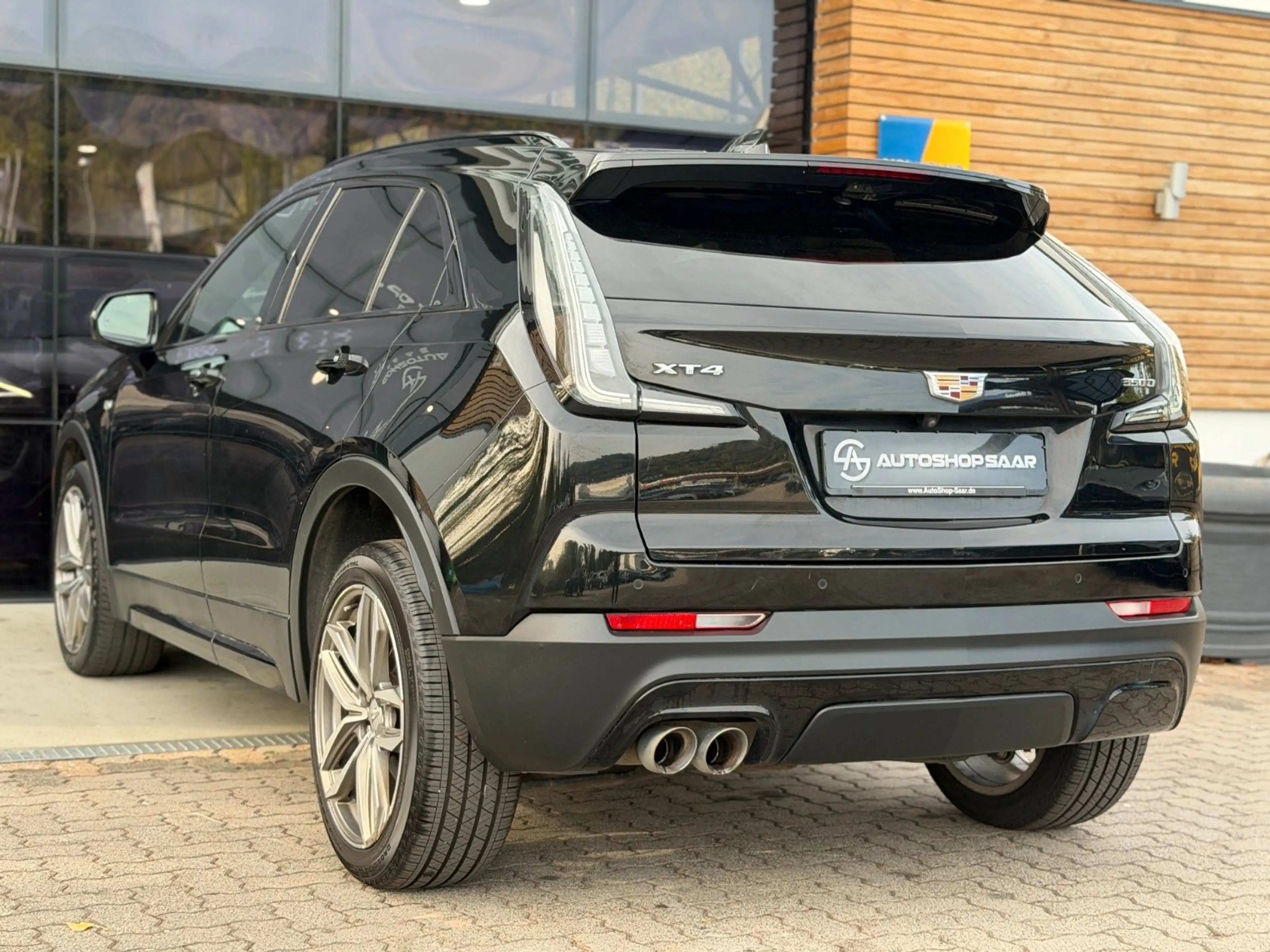 Cadillac XT4 Sport AWD 1-HAND/360°/PANO/SHZ/AHK — photo 8