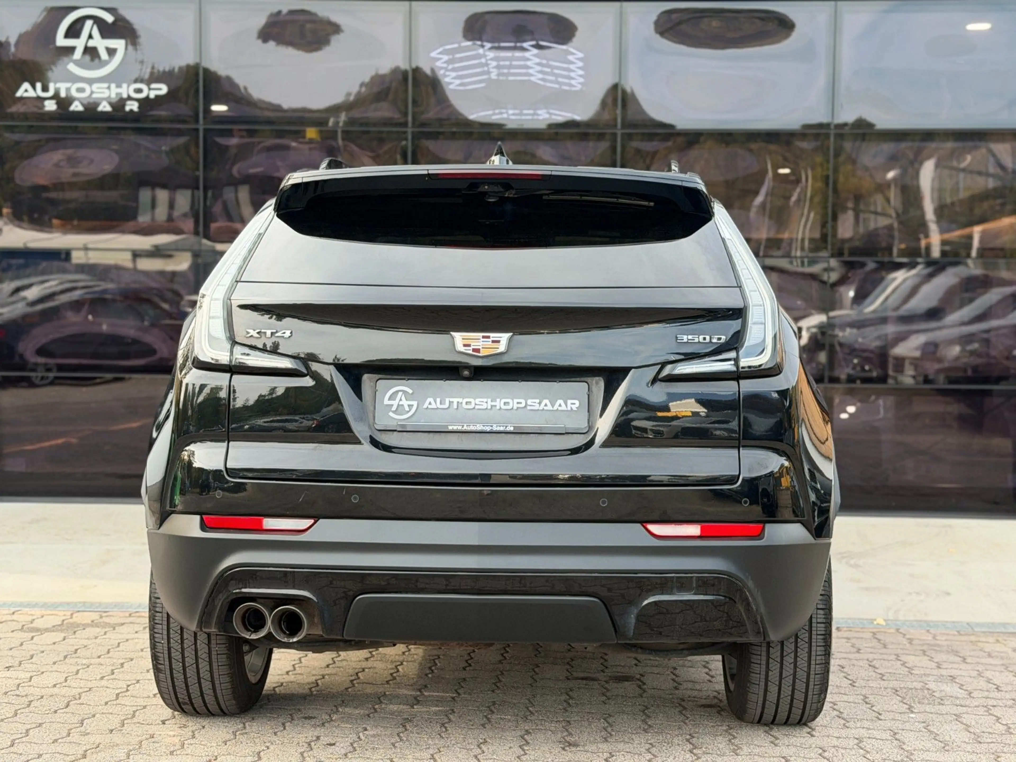 Cadillac XT4 Sport AWD 1-HAND/360°/PANO/SHZ/AHK — photo 11