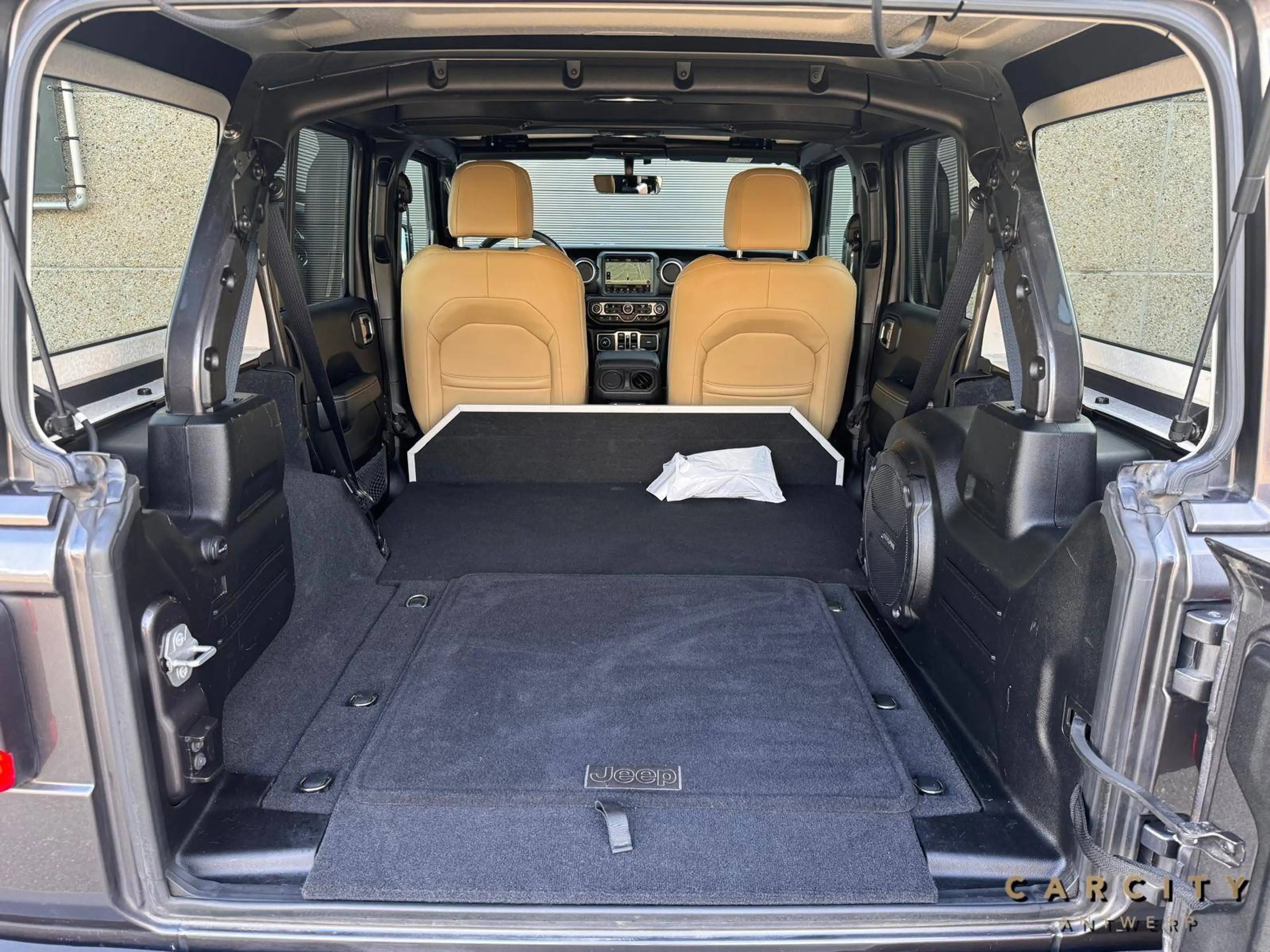 Jeep Wrangler Wrangler 2.2 Unlimited II Sahara | HARDTOP | LICHT VRACHT | PERSONENWAGEN OMBOUW MOGELIJK | — photo 11