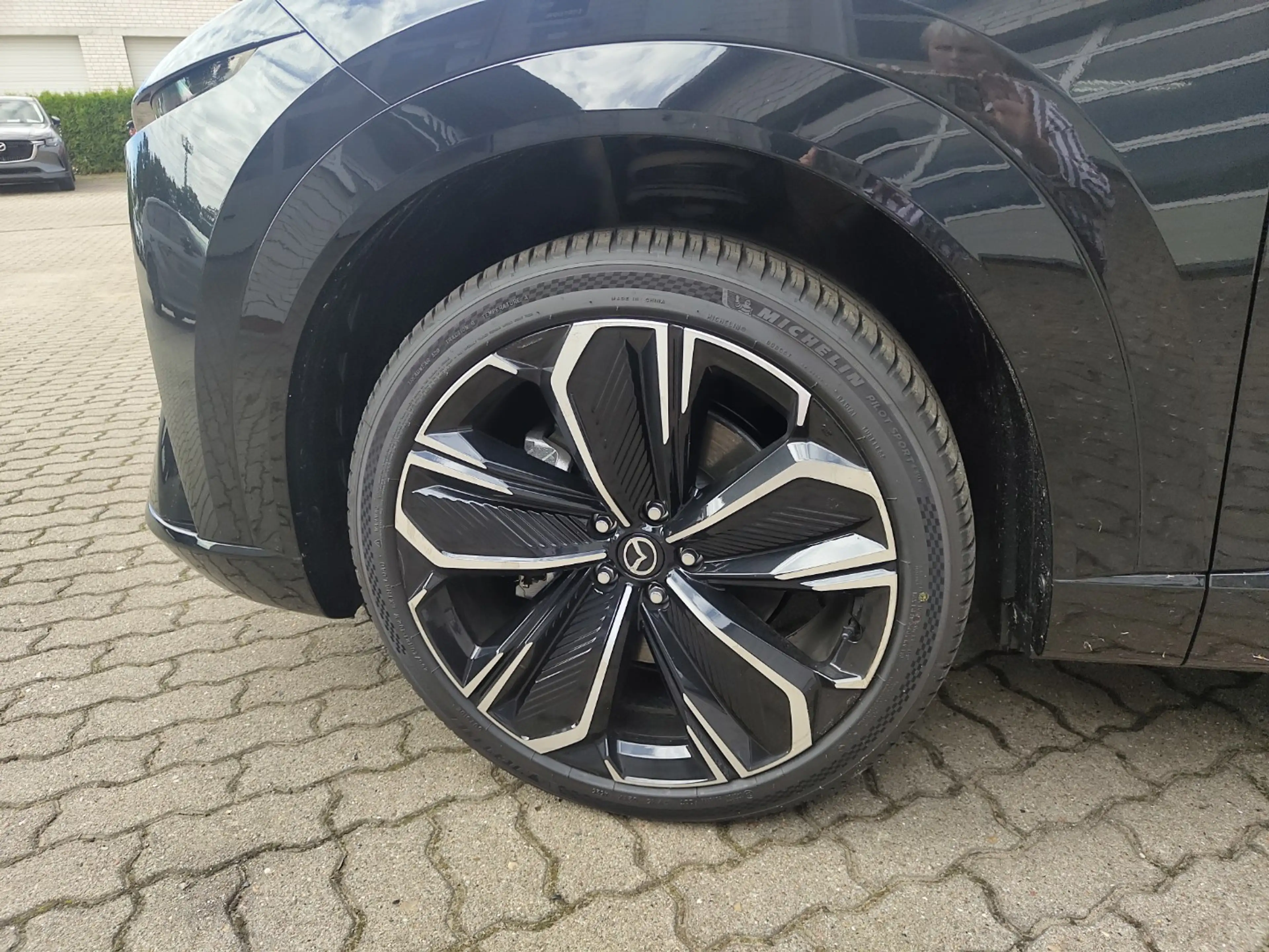Mazda CX-6e EV 258ps — photo 9