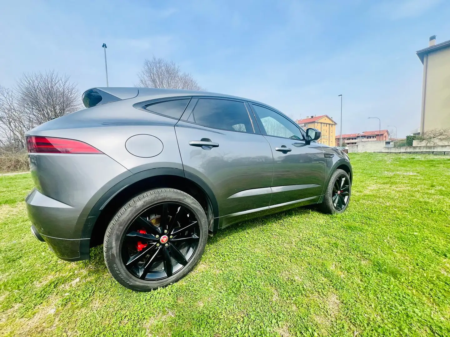 Jaguar E-Pace E-Pace 2017 2.0d i4 R-Dynamic awd 150cv my19 - 2