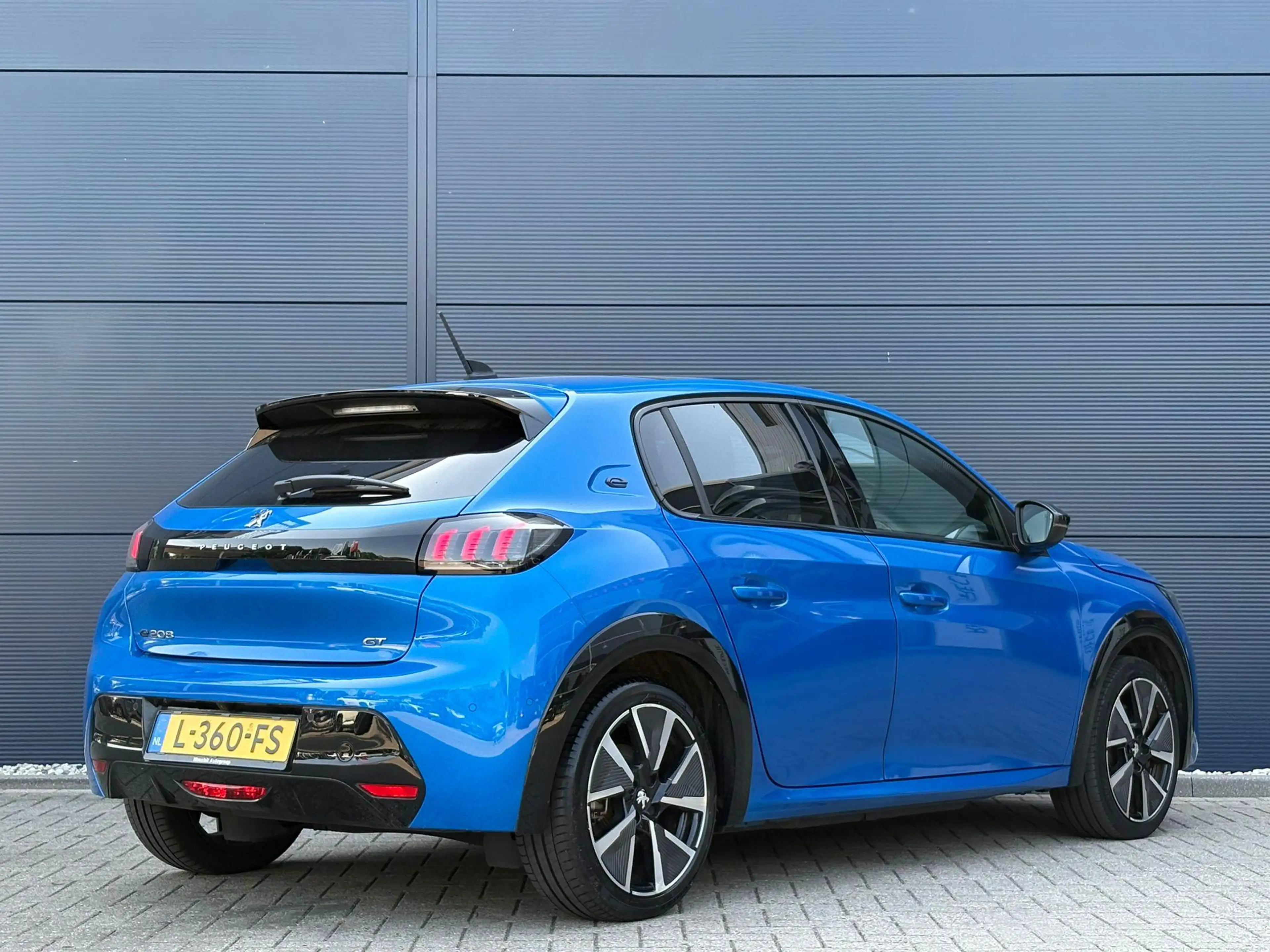 Peugeot e-208 EV GT Pack 50 kWh | Navigatie | Stoelverwarming | — photo 6