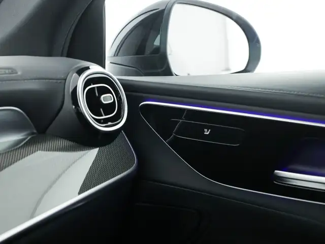 Mercedes-Benz GLC view 18