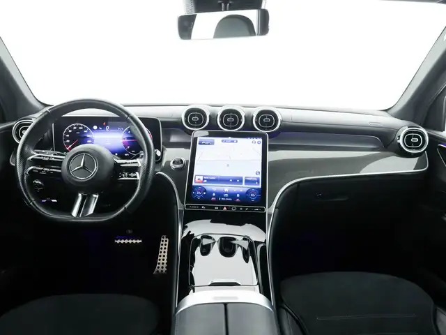 Mercedes-Benz GLC view 9