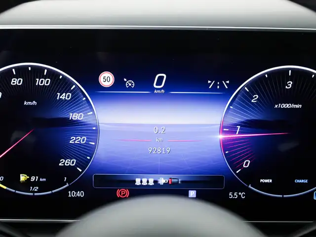 Mercedes-Benz GLC view 15