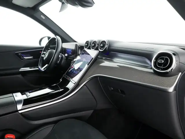 Mercedes-Benz GLC view 10