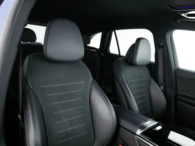 Mercedes-Benz GLC view 12