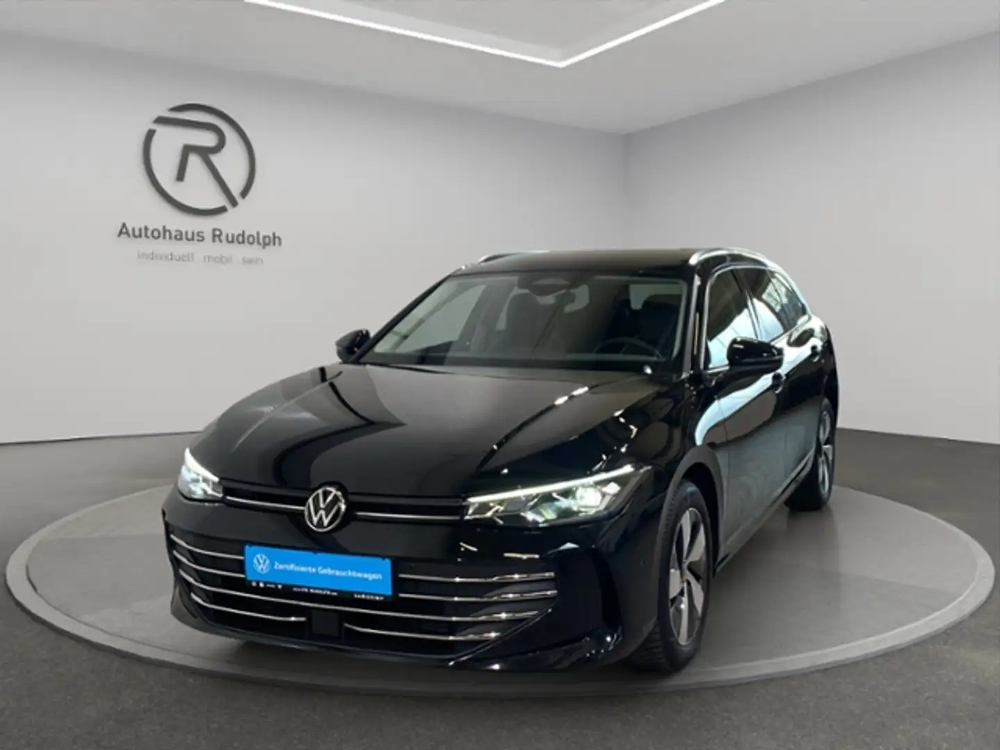Volkswagen Passat Variant B9 2.0 TDI DSG Business / Navi Schwarz - 2