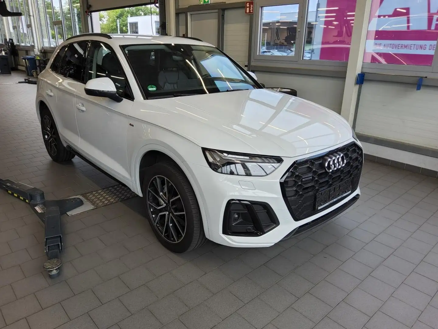 Audi Q5 40 TDI quattro S line B&O Matrix Keyless ACC 20" Weiß - 2