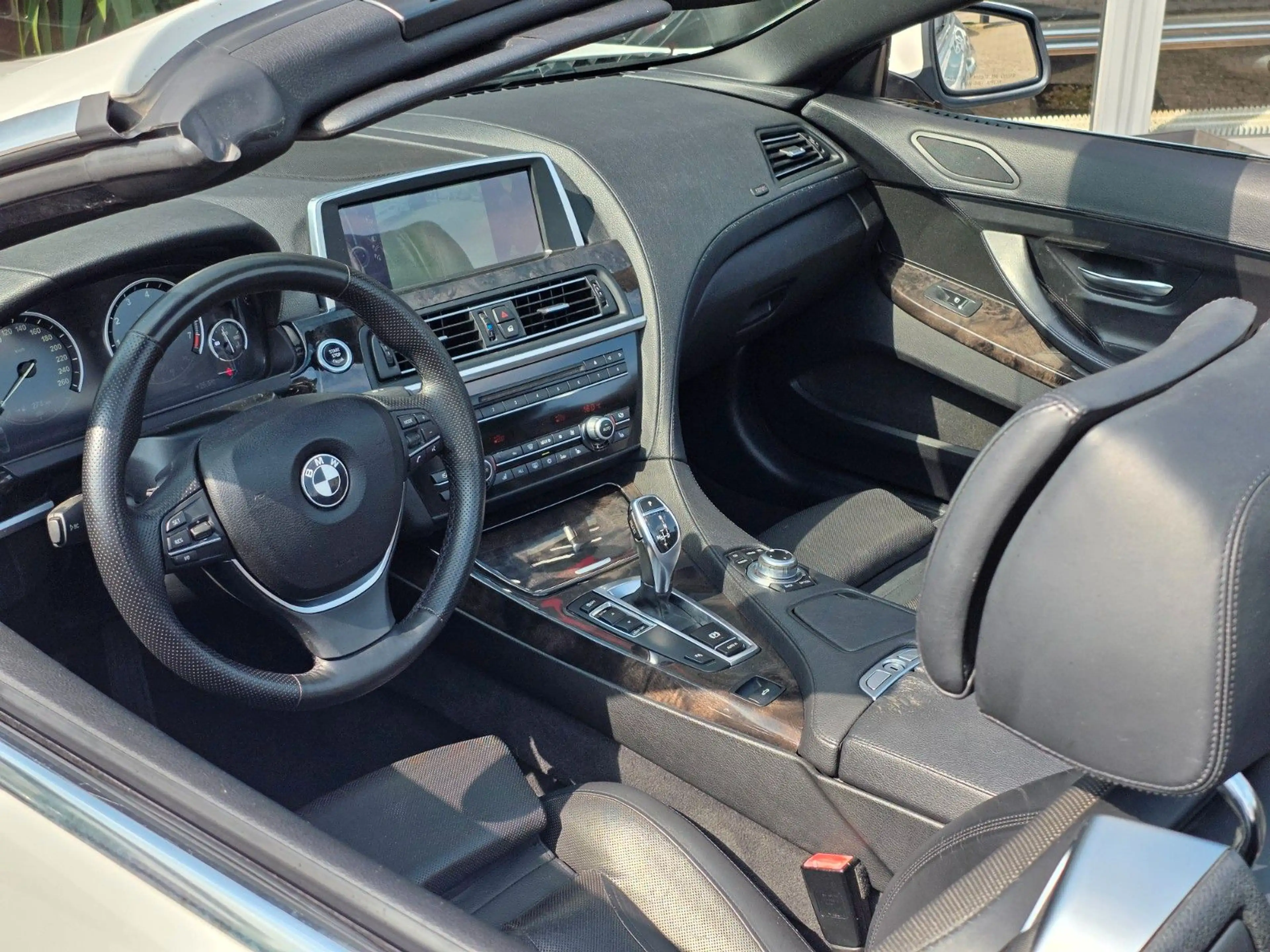 BMW 650 i Cabrio — photo 17