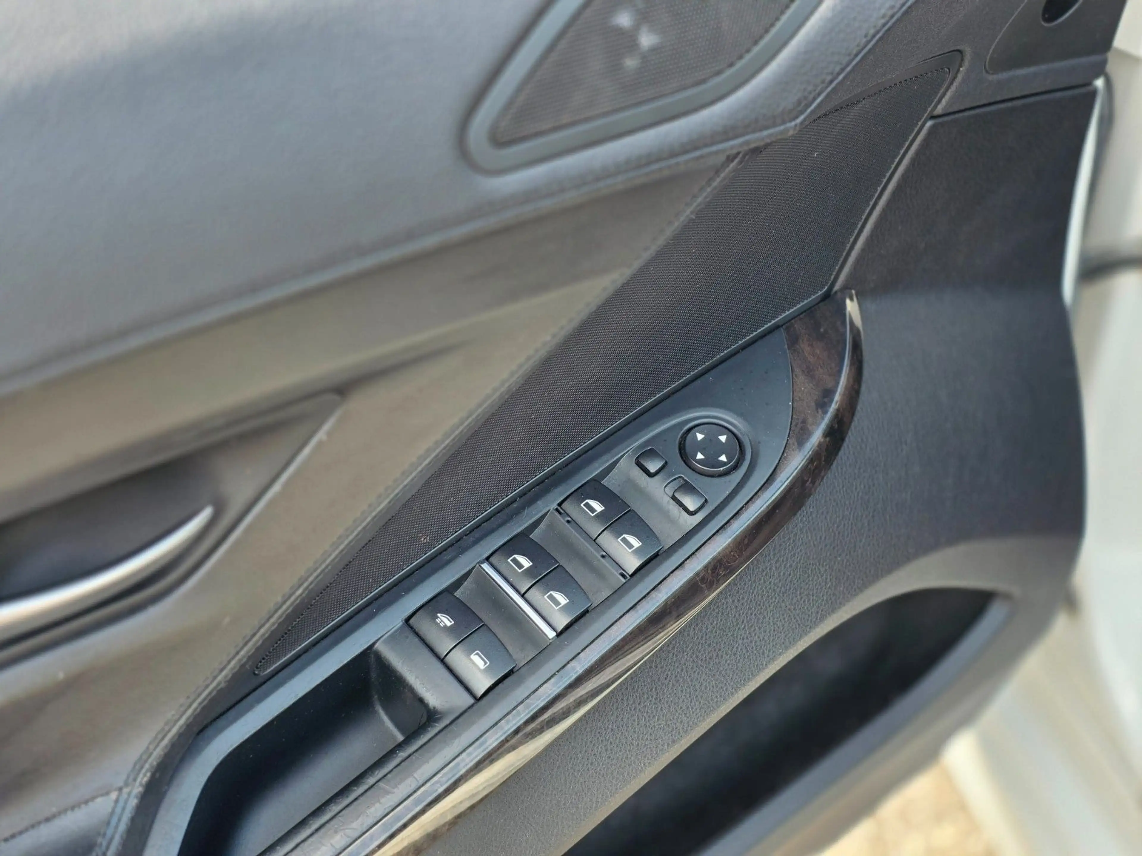 BMW 650 i Cabrio — photo 25