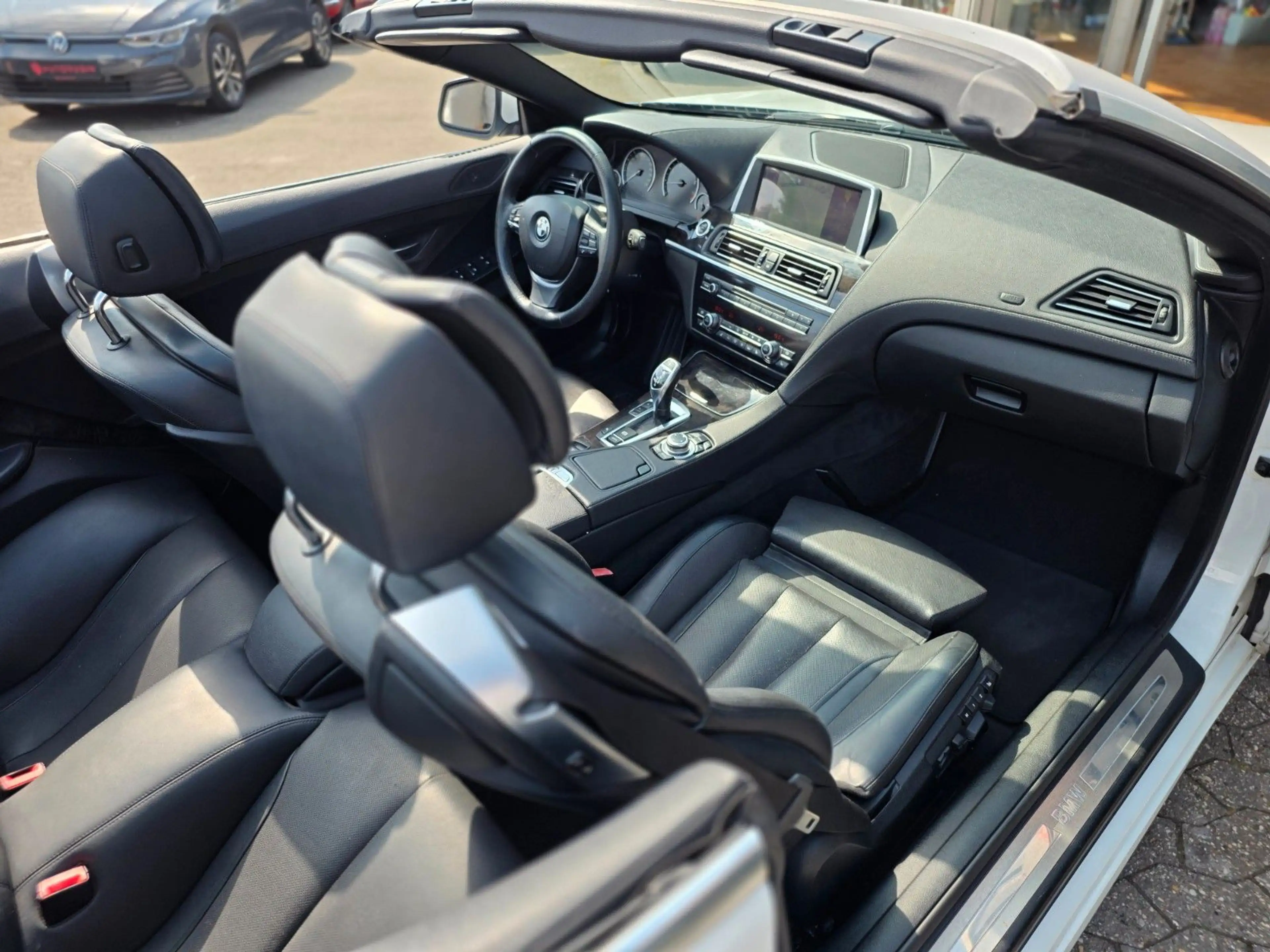BMW 650 i Cabrio — photo 22