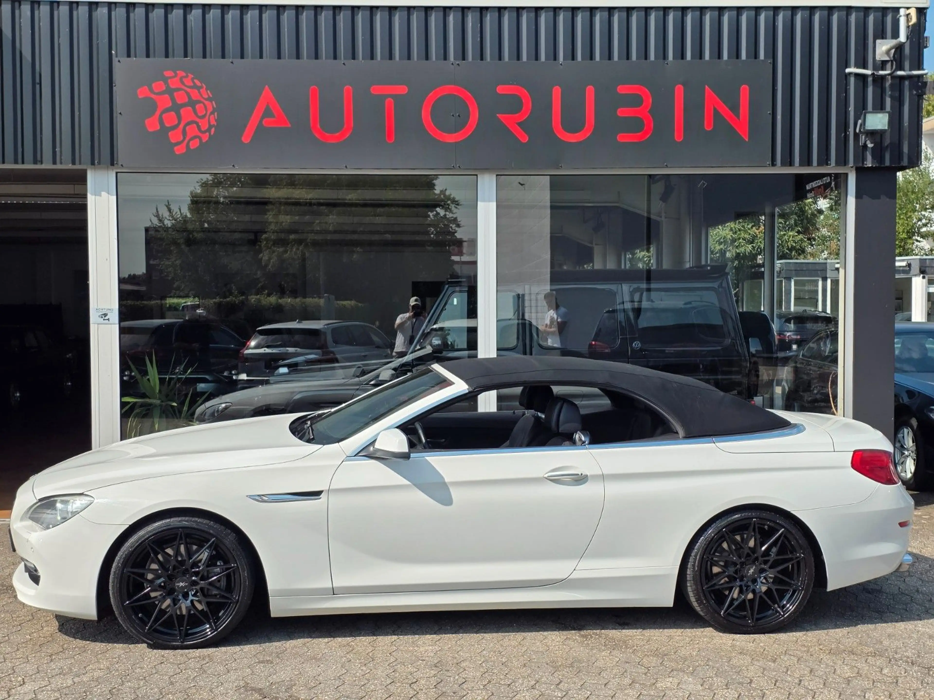 BMW 650 i Cabrio — photo 7