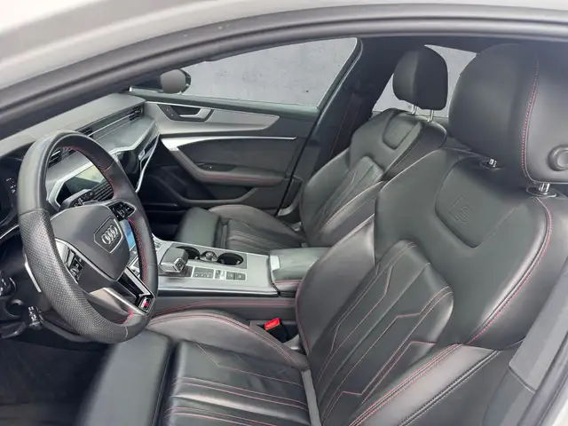 Audi A6 view 12