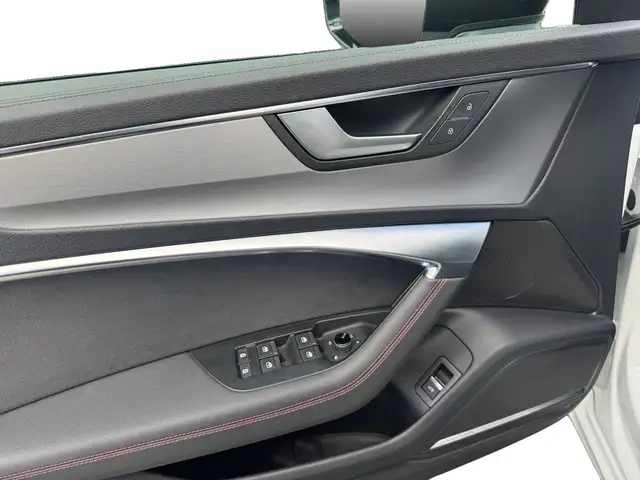 Audi A6 view 15