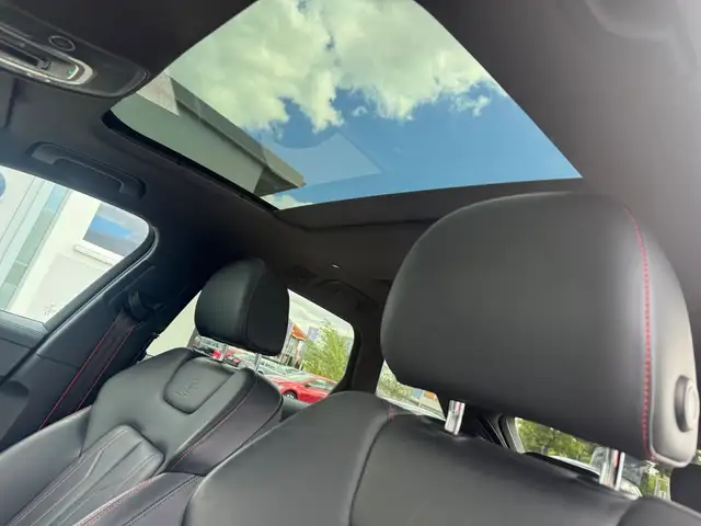 Audi A6 view 17