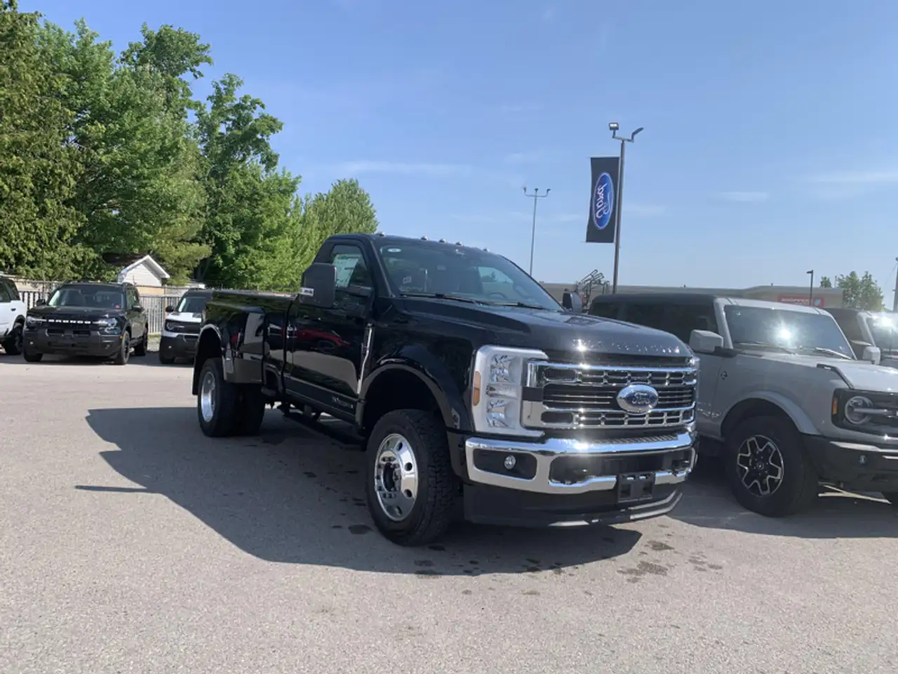 Ford F-450 Super Duty снимка Ford F-450 Super Duty