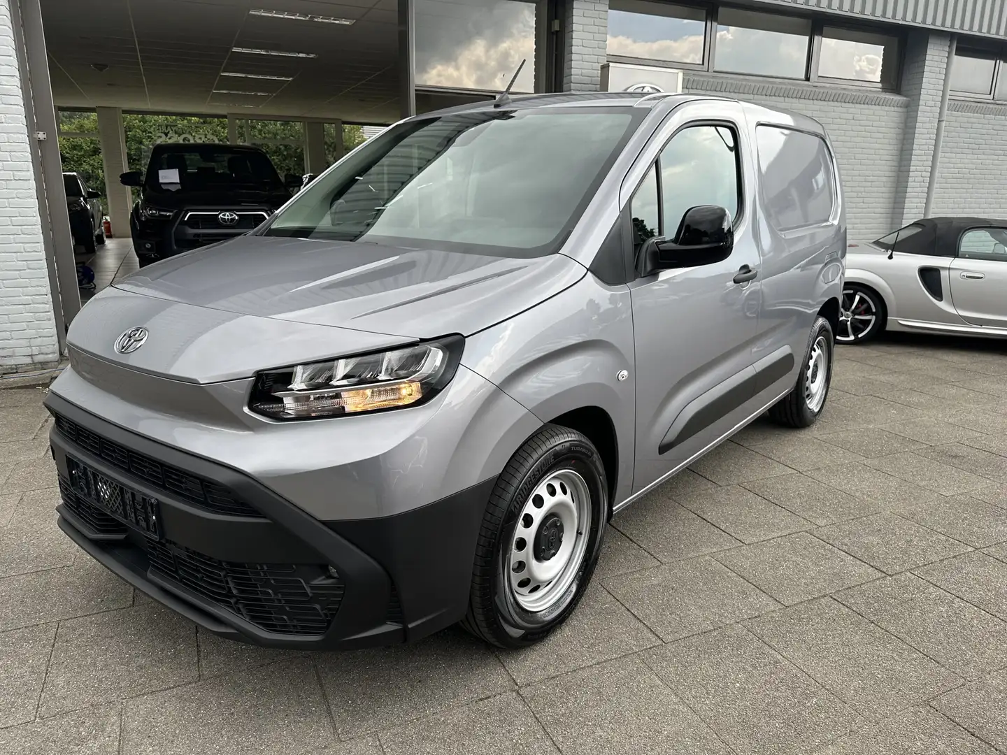 Toyota Proace City Electric Challenger 50 kWh | stoel verwarming | st Grijs - 2