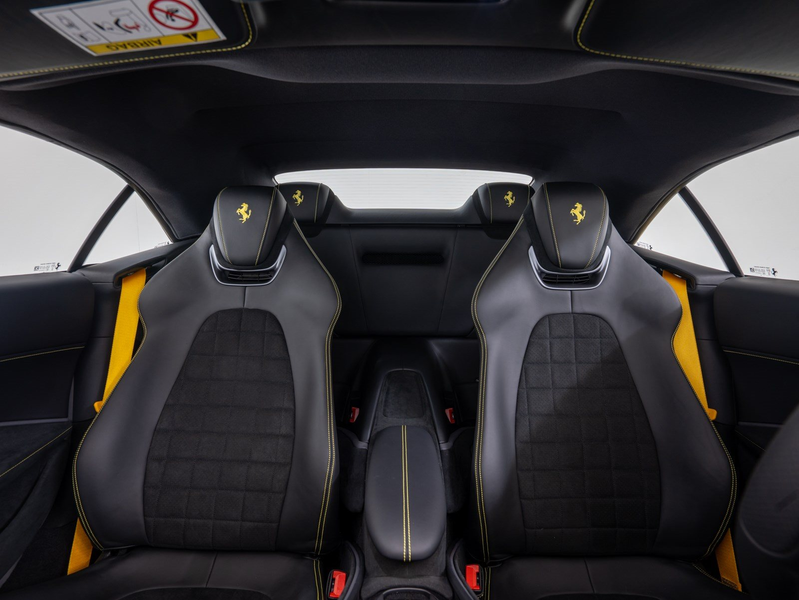 Ferrari Roma Spider FERRARI SINGEN — photo 10