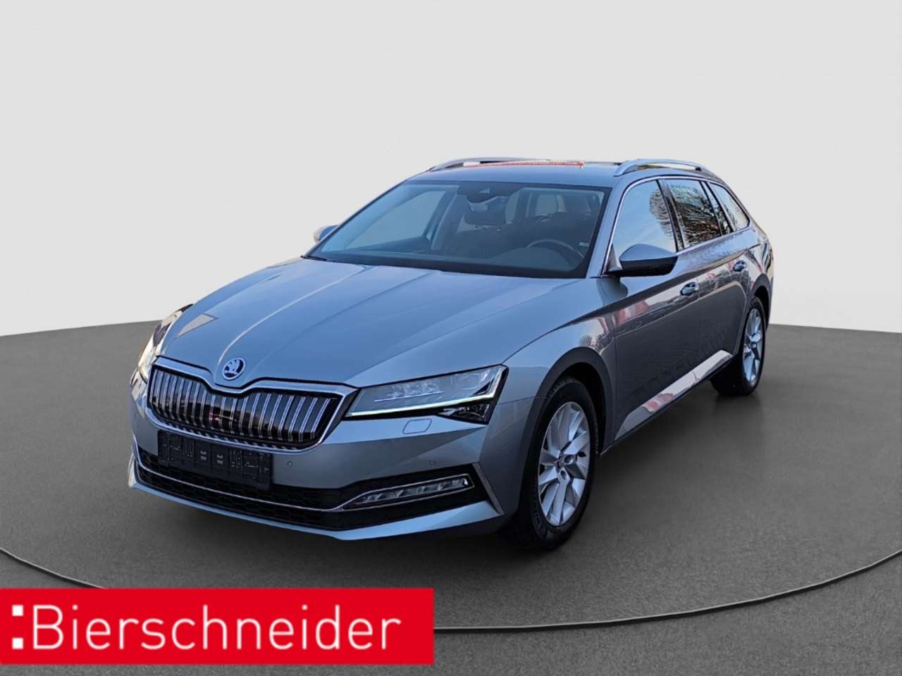 Skoda Superb 2020 — Combi 1.4 TSI DSG Style iV VOLL-LED NAVI PDC