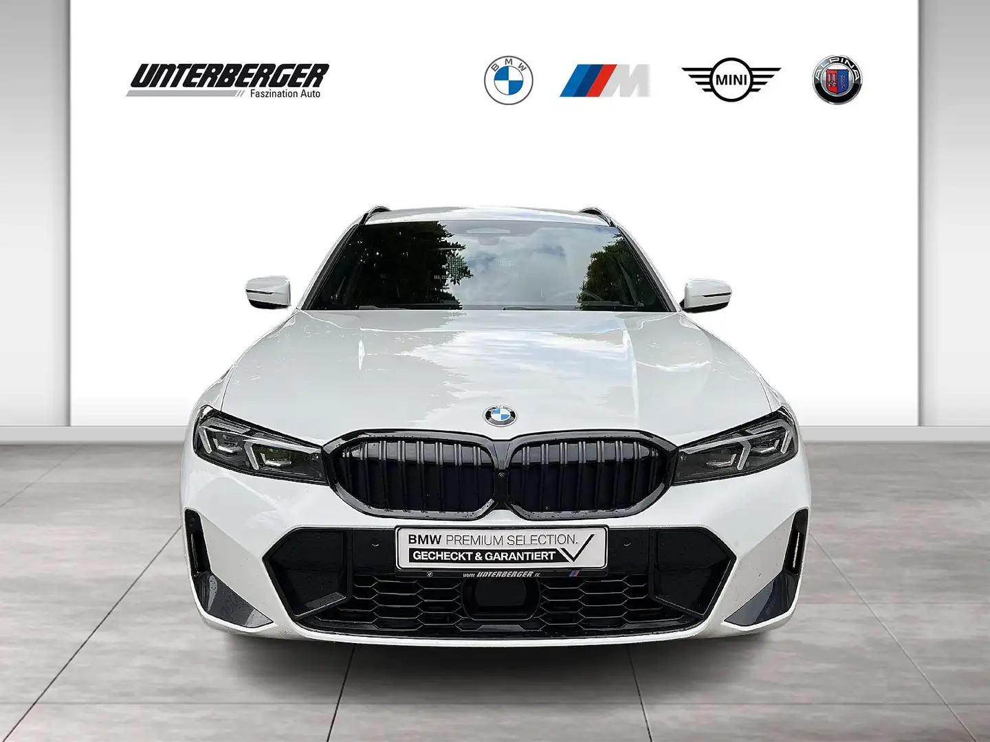 BMW 330 d xDrive Touring M Sportpaket DAB LED AHK Weiß - 2