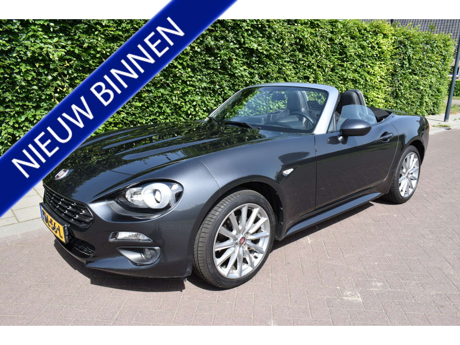 Fiat 124 Spider