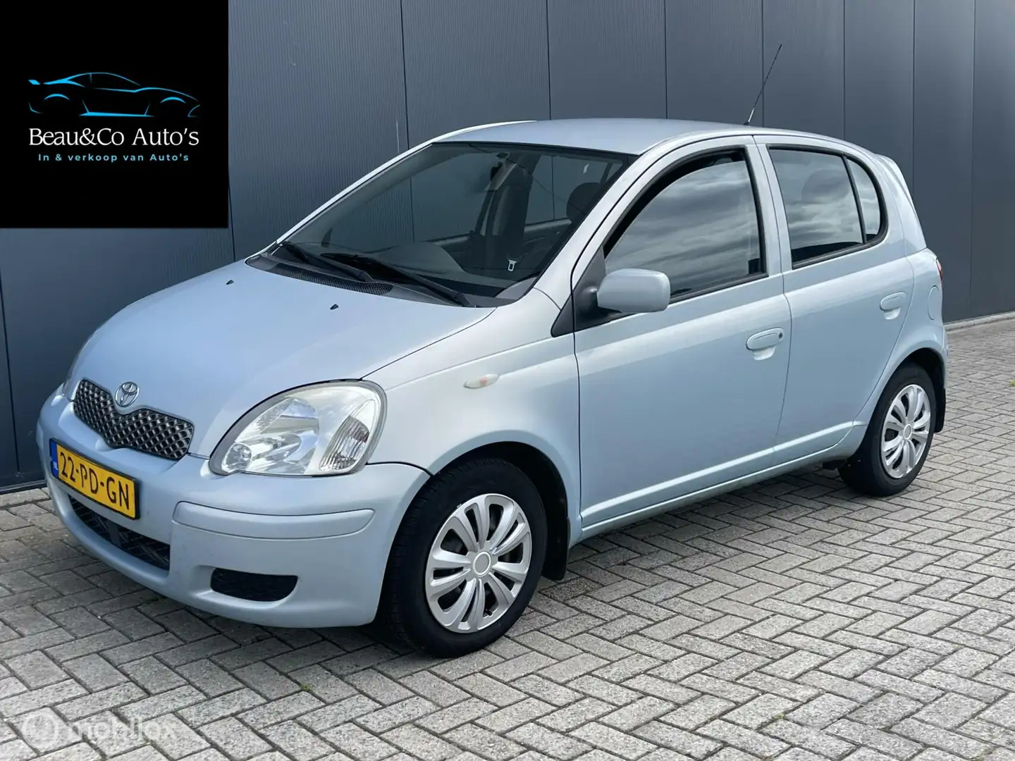 Toyota Yaris 1.3 VVT | Nap | Airco | Betrouwbaar! Blauw - 1