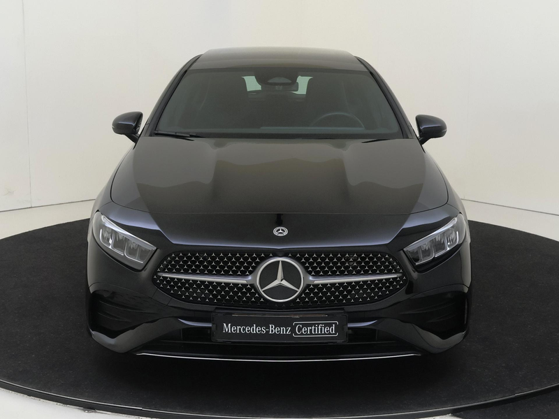 Mercedes-Benz A 180 AMG Line Panoramadak / Keyless Entry / Parkeercame — photo 6