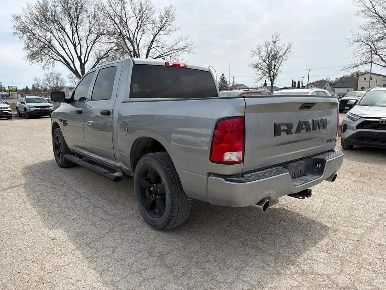 RAM 1500 снимка RAM 1500
