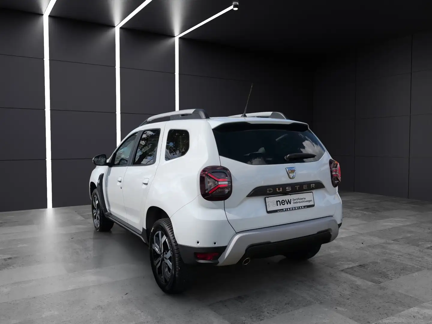 Dacia Duster Prestige+ TCe 130 2WD Navi Rückfahrkamera Sitzheizung Grau - 2