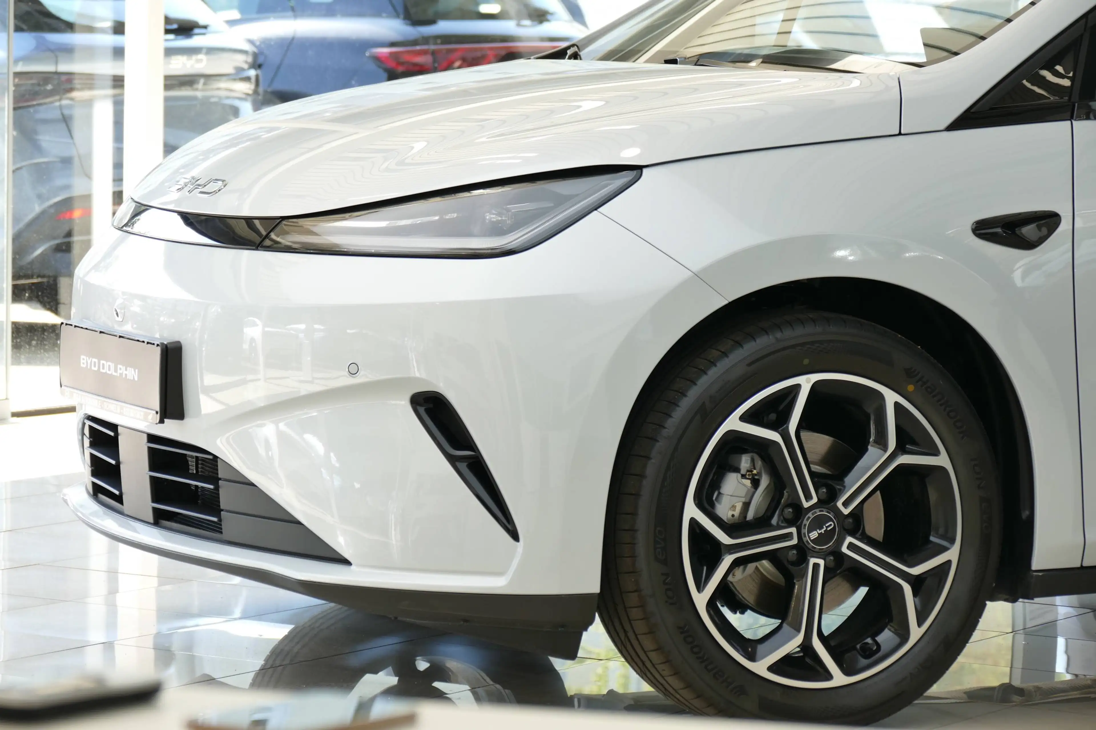 BYD Dolphin G 1.5 PHEV DM-i 156 KW Comfort °Vorführwagen° — photo 13