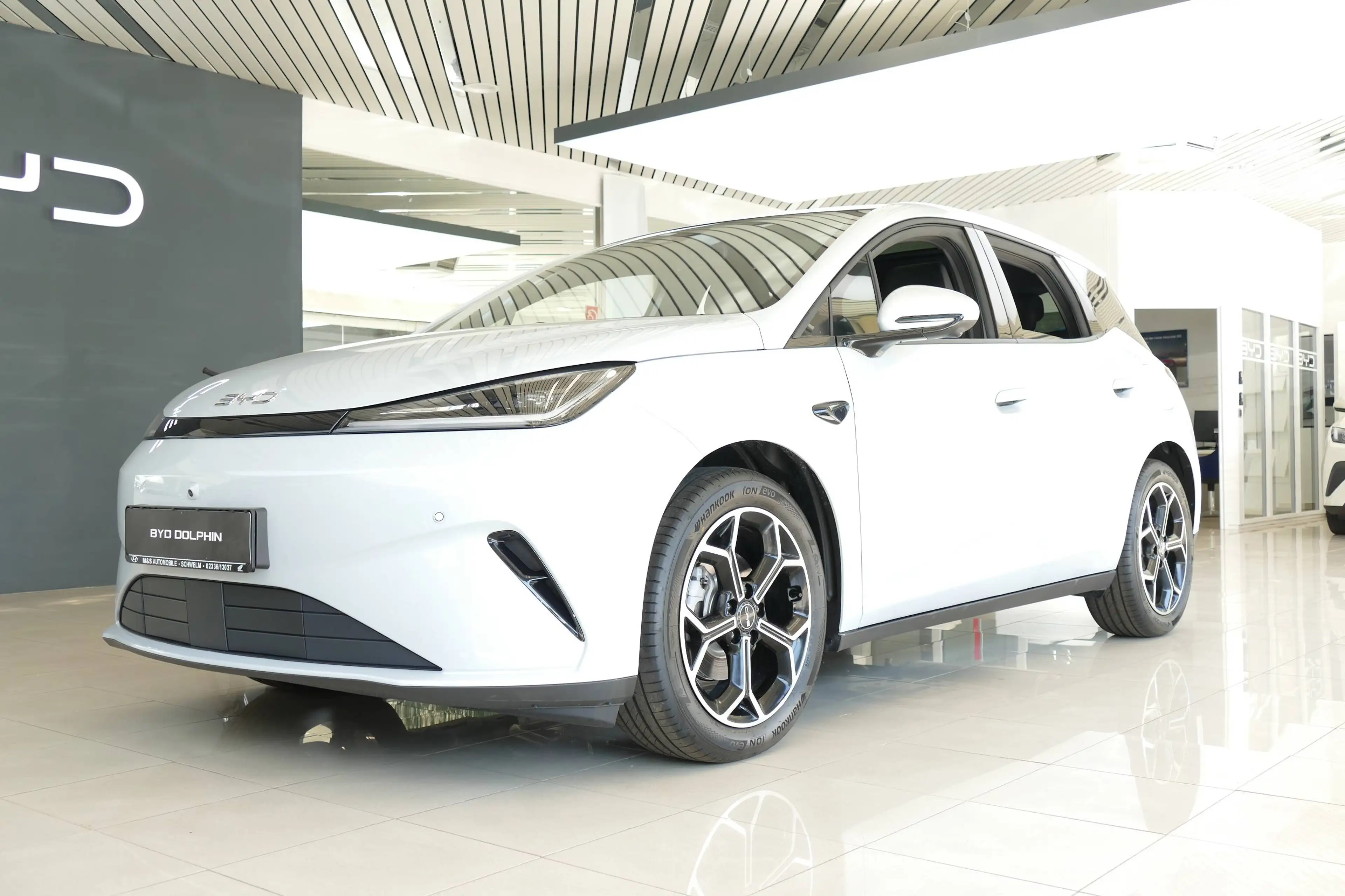 BYD Dolphin G 1.5 PHEV DM-i 156 KW Comfort °Vorführwagen° — photo 8