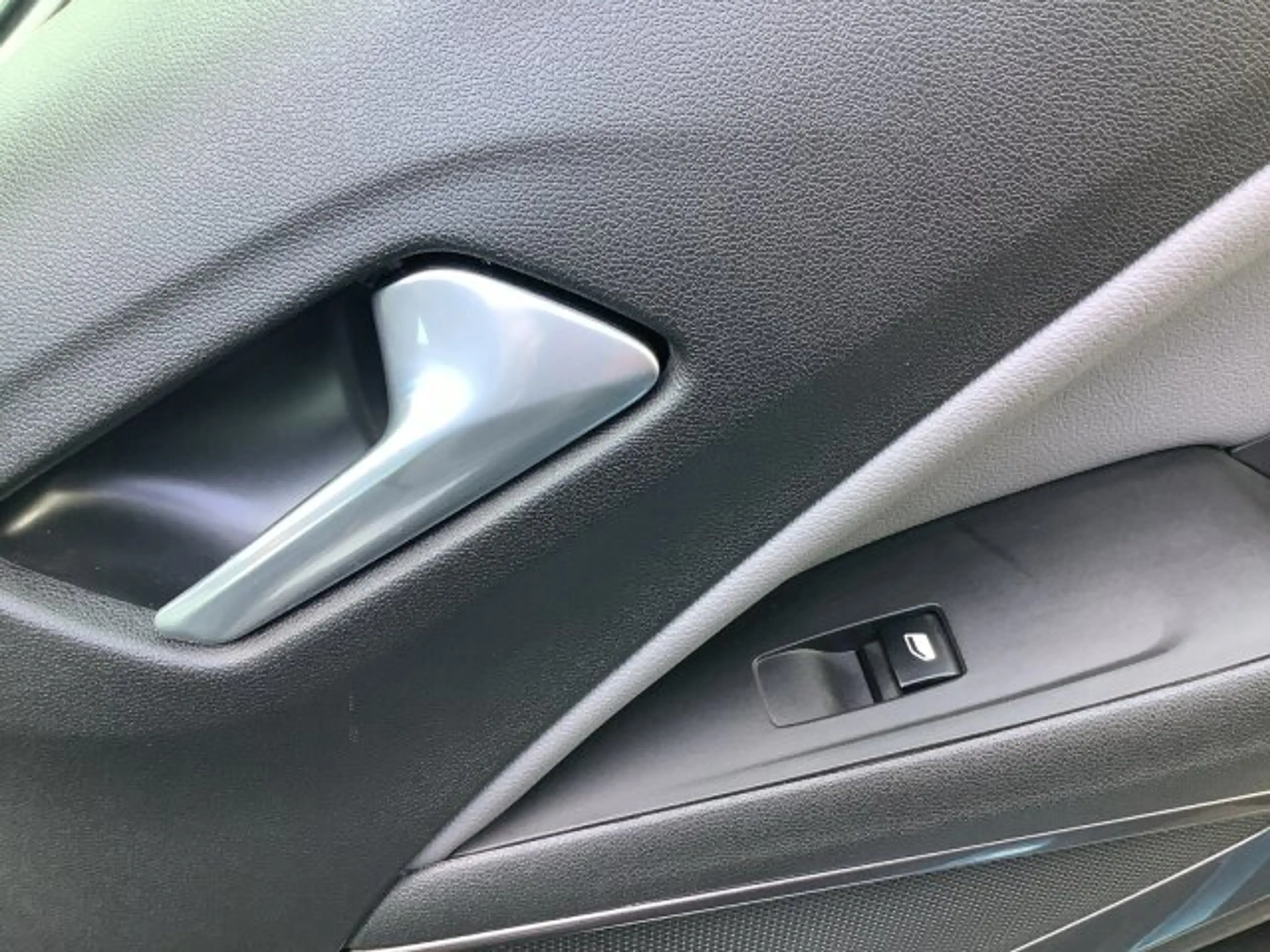 Opel Crossland X Crossland X 1.2 Turbo Innovation Automatik Klimaautomatik — photo 8