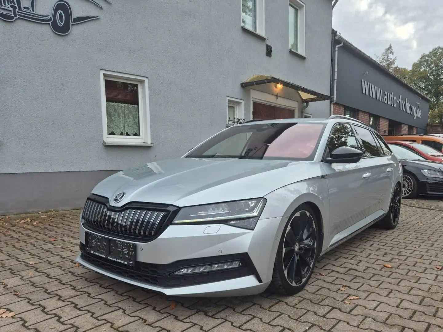 Skoda Superb Combi Sportline iV,LED,360°,ACC Argent - 2
