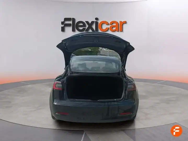 Tesla Model 3 2023, foto 12