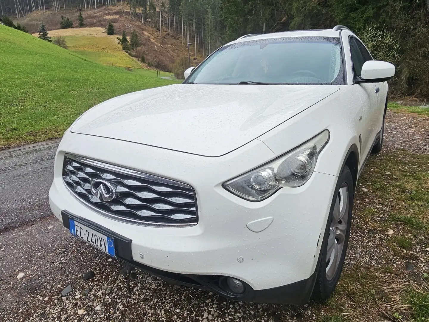 Infiniti FX 3.0d V6 GT Premium awd auto Alb - 1