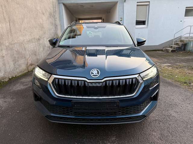 Skoda Karoq 1.5 TSI Tour *1.Hand/ACC/AHK/Kamera*