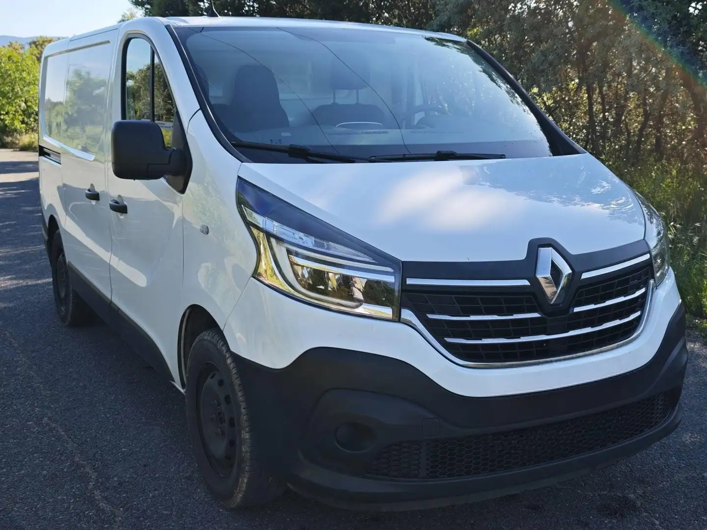 Renault Trafic Trafic Furgón 27 L1H1 Energy BluedCi 70kW Blanco - 1