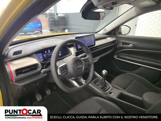 Jeep Avenger view 12