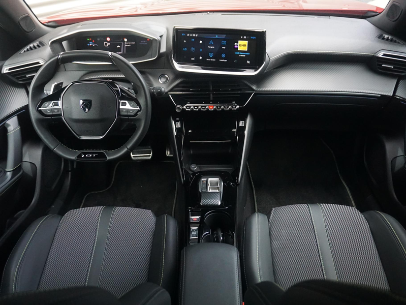 Peugeot 2008 1.2 Hybrid 136 GT 360 Camera — photo 11