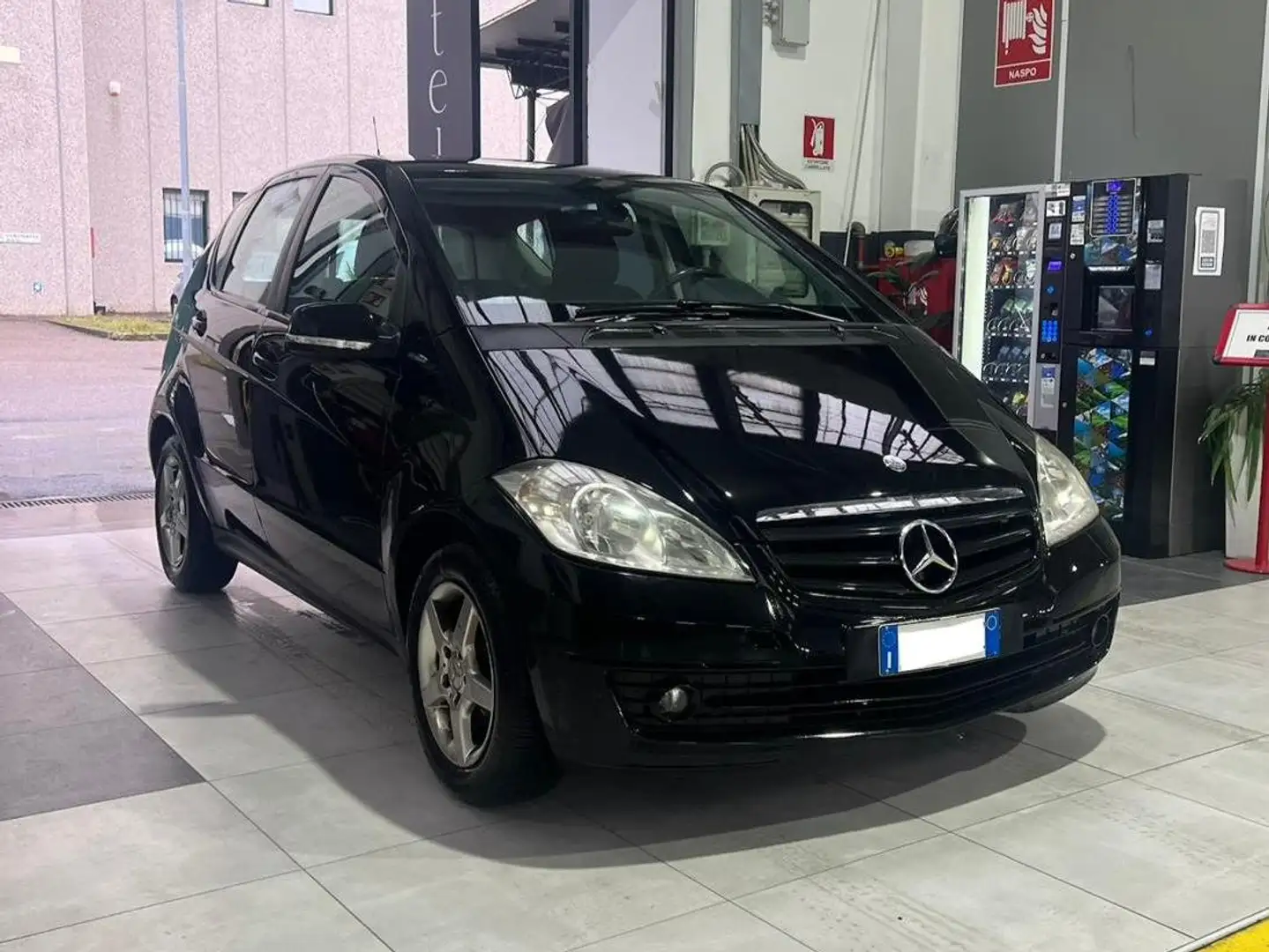 Mercedes-Benz A 160 Classe A - W/C 169 (150) be Noir - 1