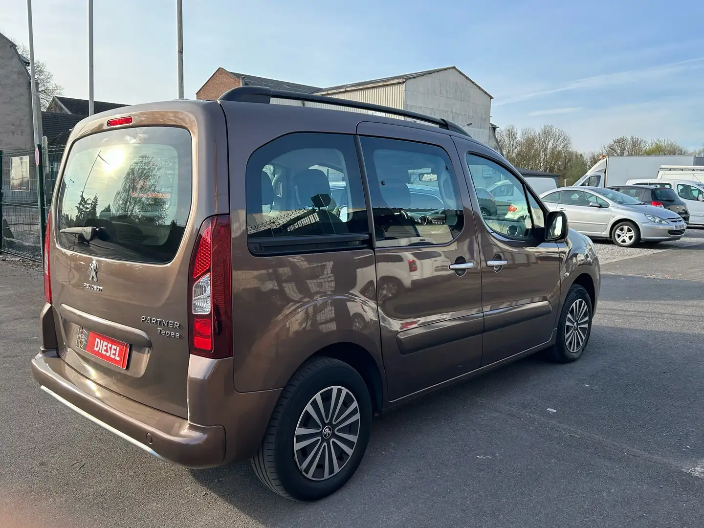 Peugeot Partner Tepee 1.6 HDi 75ch / GARANTIE & RÉVISÉE - 2