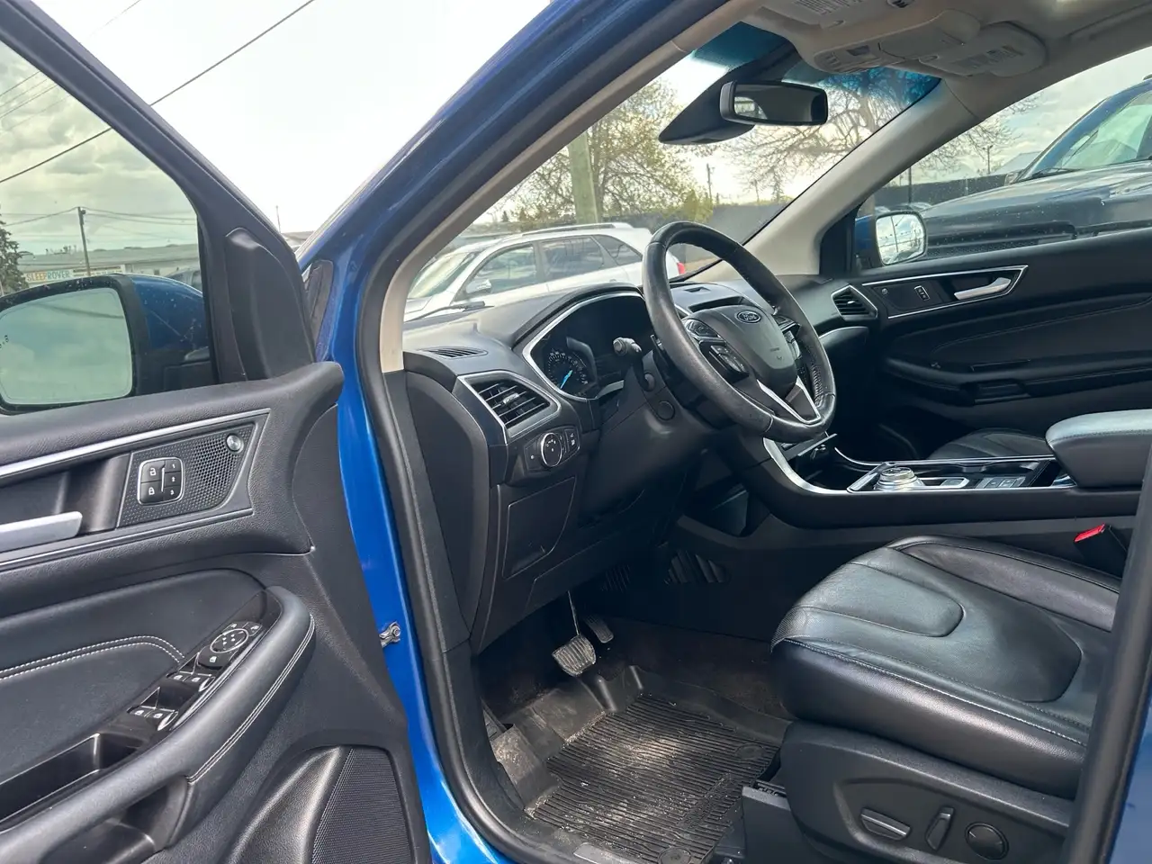 Ford Edge снимка Ford Edge