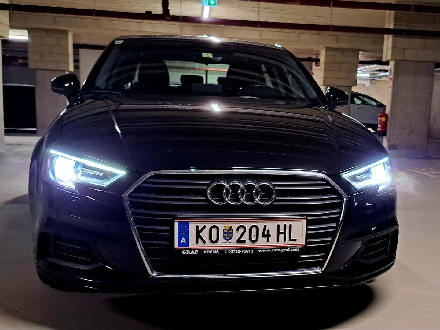 Audi A3 Limousine. V8 Automatik Diesel  2018 Schwarz - 1