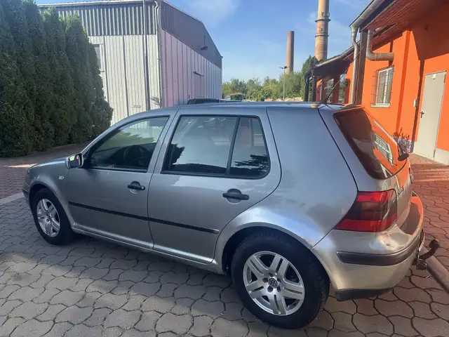 Volkswagen Golf view 7
