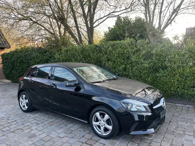 Mercedes-Benz A 160 A 160 d