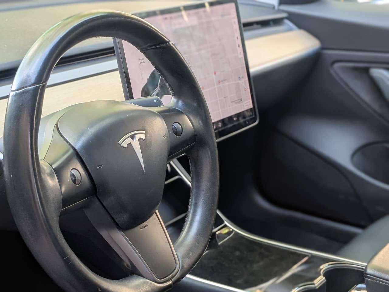 2018 Tesla Model 3 LONG RANGE alt 3