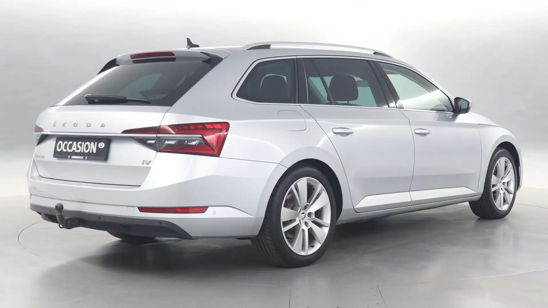 Skoda Superb Combi 1.4 TSI iV 218pk PHEV Business Edition / Tre Zilver - 2