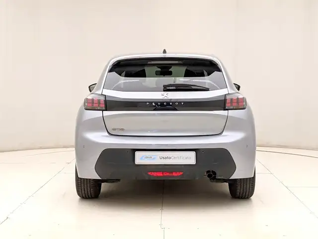 Peugeot 208 view 5