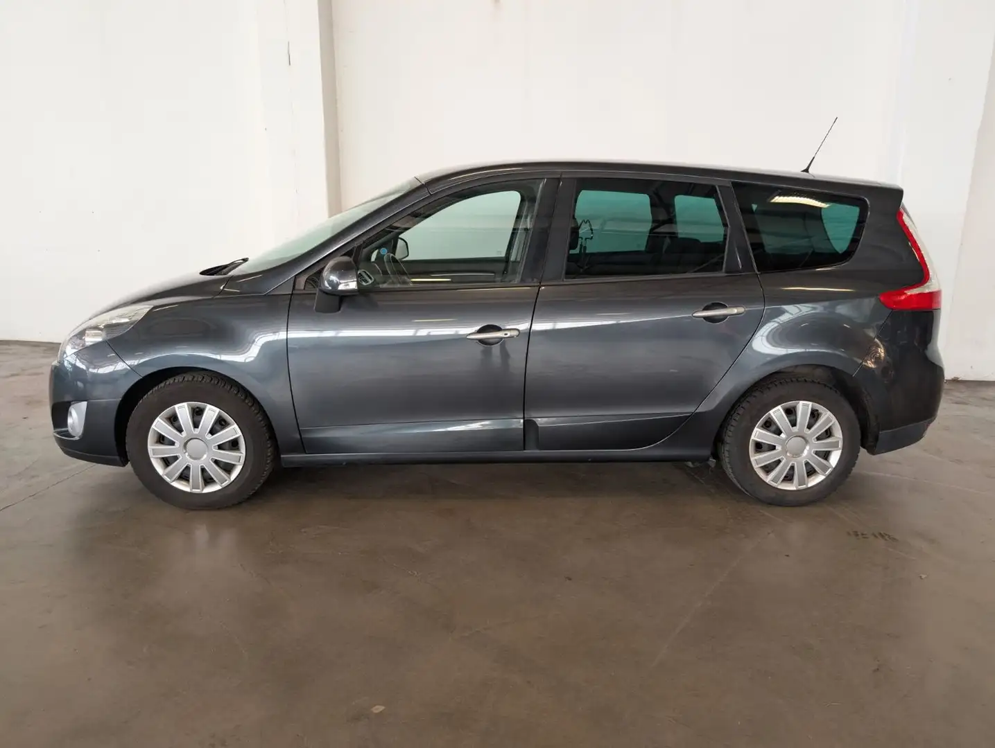 Renault Scenic Grand Dynamique 1.6 16V 110 Gris - 2